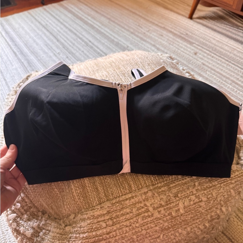 Black Zip-Front Sports Bra